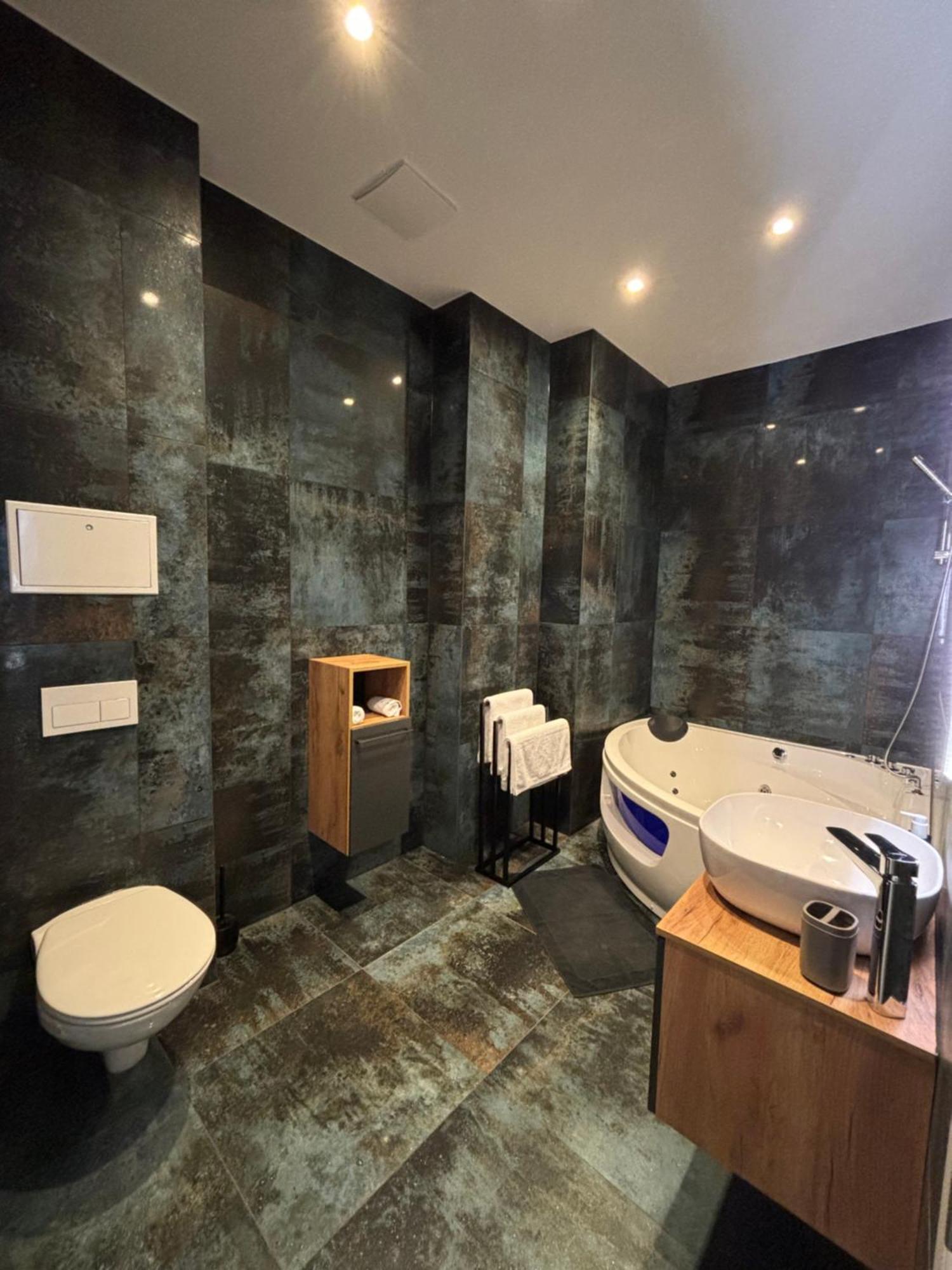 Luxus Apartment Mit Whirlpool In Kiel Dış mekan fotoğraf